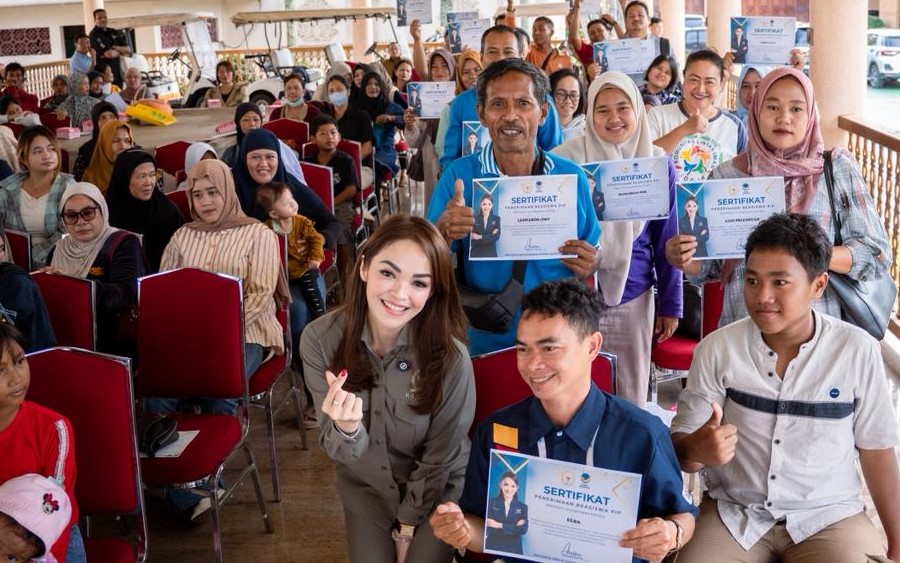 Andina Narang Dorong Program PIP di Barito Selatan